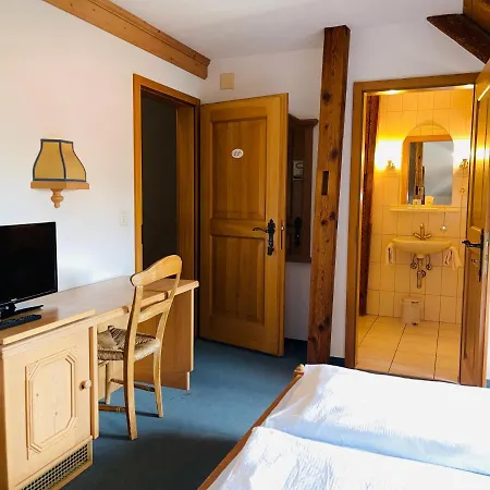 Sternen Otel *
